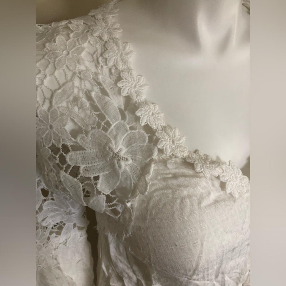 While Lace Top - image 5